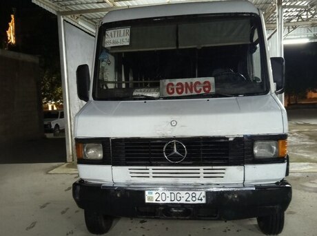 Mercedes 508 2016