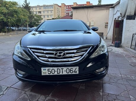 Hyundai Sonata 2011