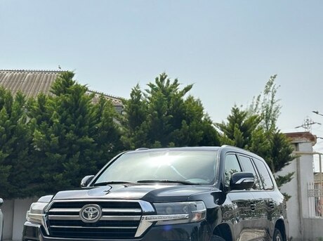 Toyota Land Cruiser 2012