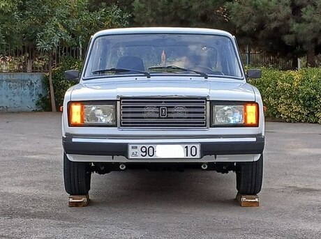 LADA (VAZ) 2107 2011