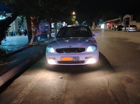 Daewoo Leganza 1998