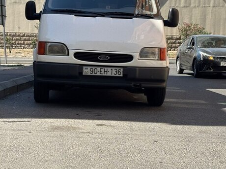 Ford Transit 2000