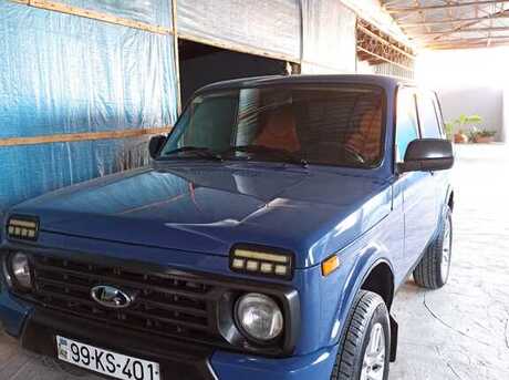 LADA (VAZ) Niva 2015