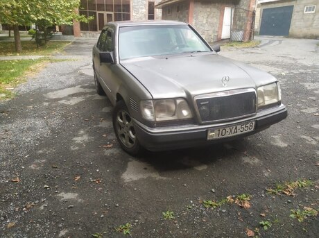 Mercedes E 300 d 1993