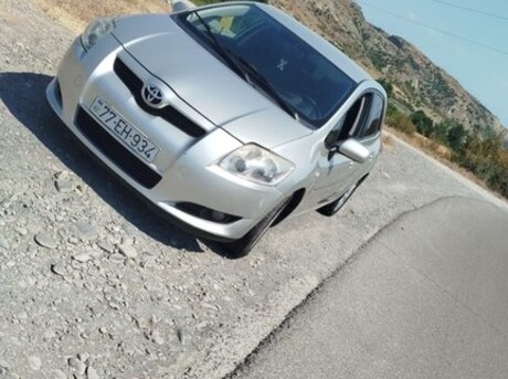 Toyota Auris 2009