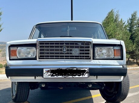 LADA (VAZ) 2107
