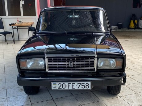 LADA (VAZ) 2107 2010