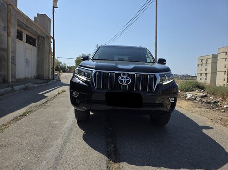 Toyota Land Cruiser Prado 2022