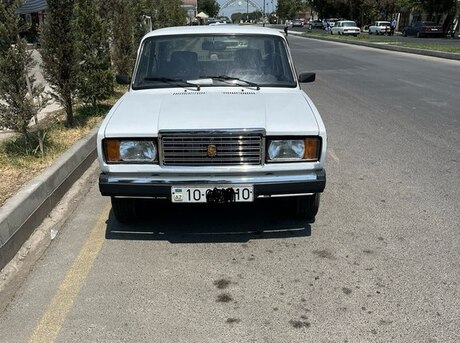 LADA (VAZ) 2107 2000