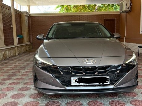 Hyundai Elantra 2021