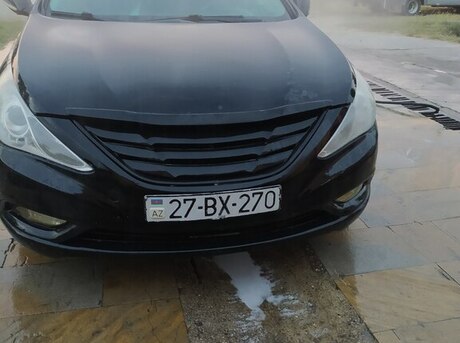 Hyundai Sonata 2010