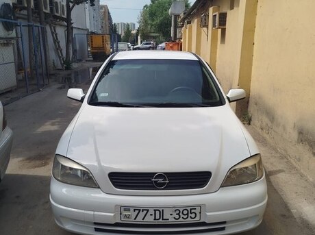 Opel Astra 2005