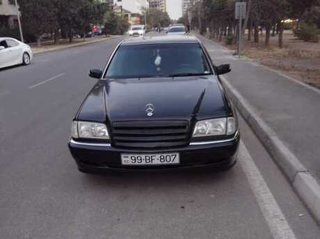 Mercedes C 230