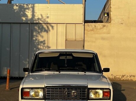 LADA (VAZ) 2107 2011
