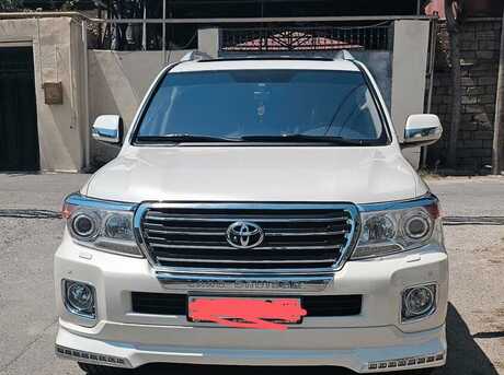 Toyota Land Cruiser 2013