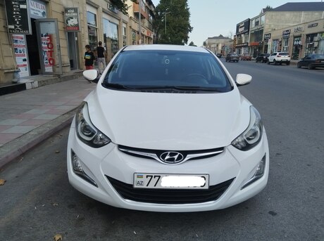 Hyundai Avante 2015