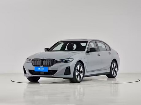BMW i3 2025