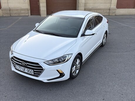 Hyundai Elantra 2017