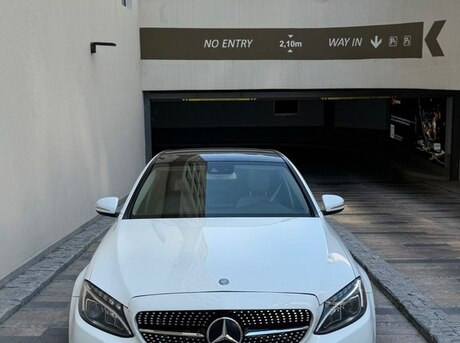 Mercedes C 300