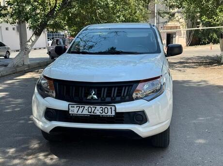 Mitsubishi L200 2016