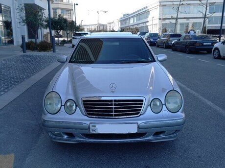 Mercedes E 240 2000
