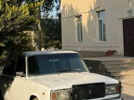 LADA (VAZ) 2107 2001