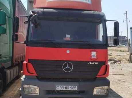 Mercedes  2008
