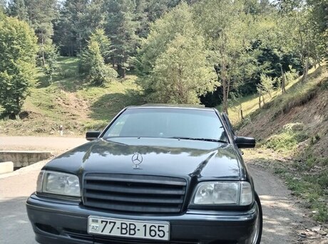 Mercedes C 280