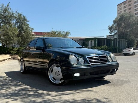Mercedes E 240 2001