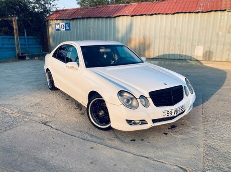 Mercedes E 220 d 2003