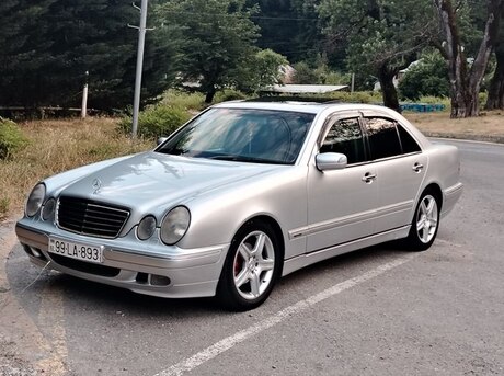 Mercedes E 240 2000