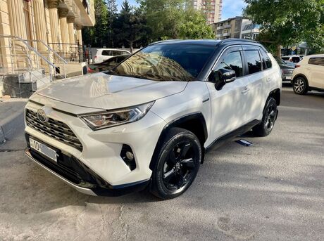 Toyota RAV4 2021
