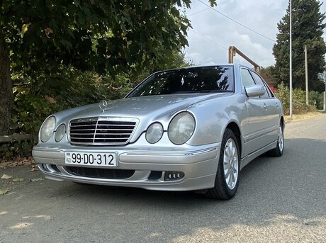 Mercedes E 220 d 2002