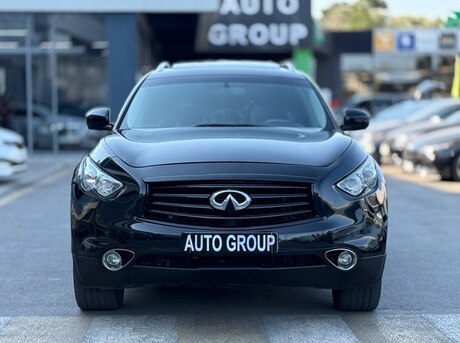Infiniti FX37