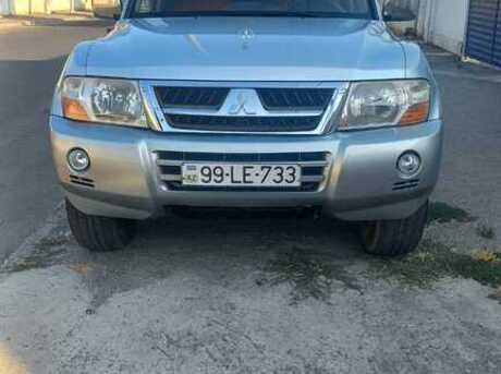 Mitsubishi Pajero 2003