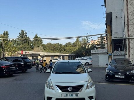 Nissan Latio 2014