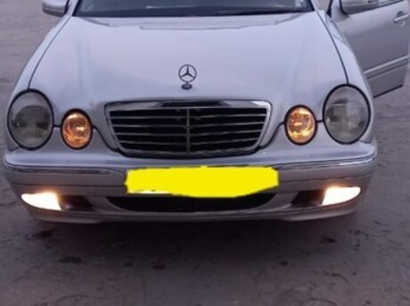Mercedes E 220 d 2001