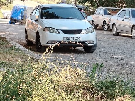 Daewoo Gentra 2014