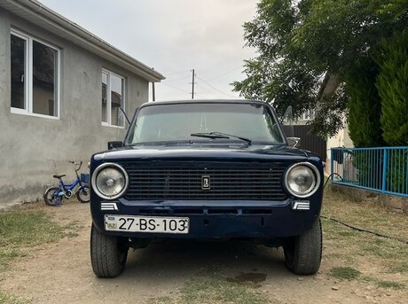 LADA (VAZ) 21011 1986