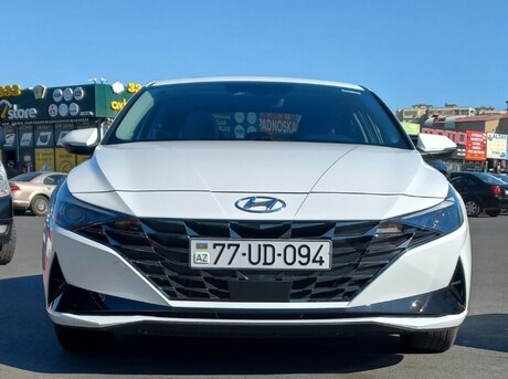 Hyundai Elantra 2021