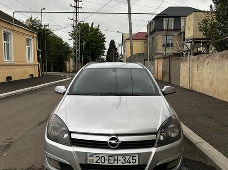 Opel Astra 2005