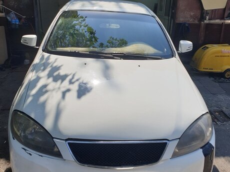 Daewoo Gentra 2014