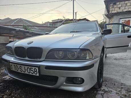 BMW 523 1999