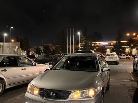 Nissan Sunny