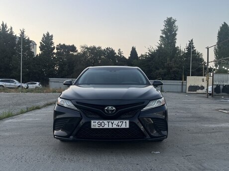 Toyota Camry 2018