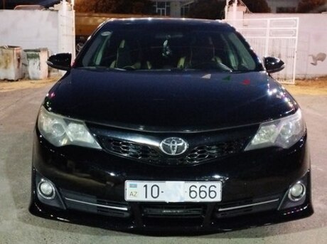 Toyota Camry 2014