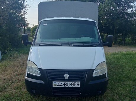 GAZ 330200 2009