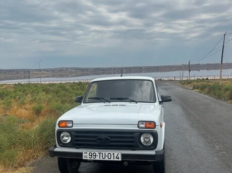 LADA (VAZ) Niva 2012