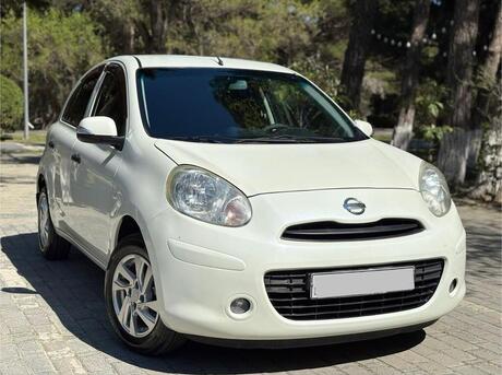 Nissan March 2012
