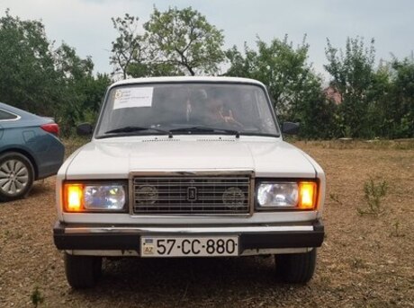 LADA (VAZ) 2107 2001